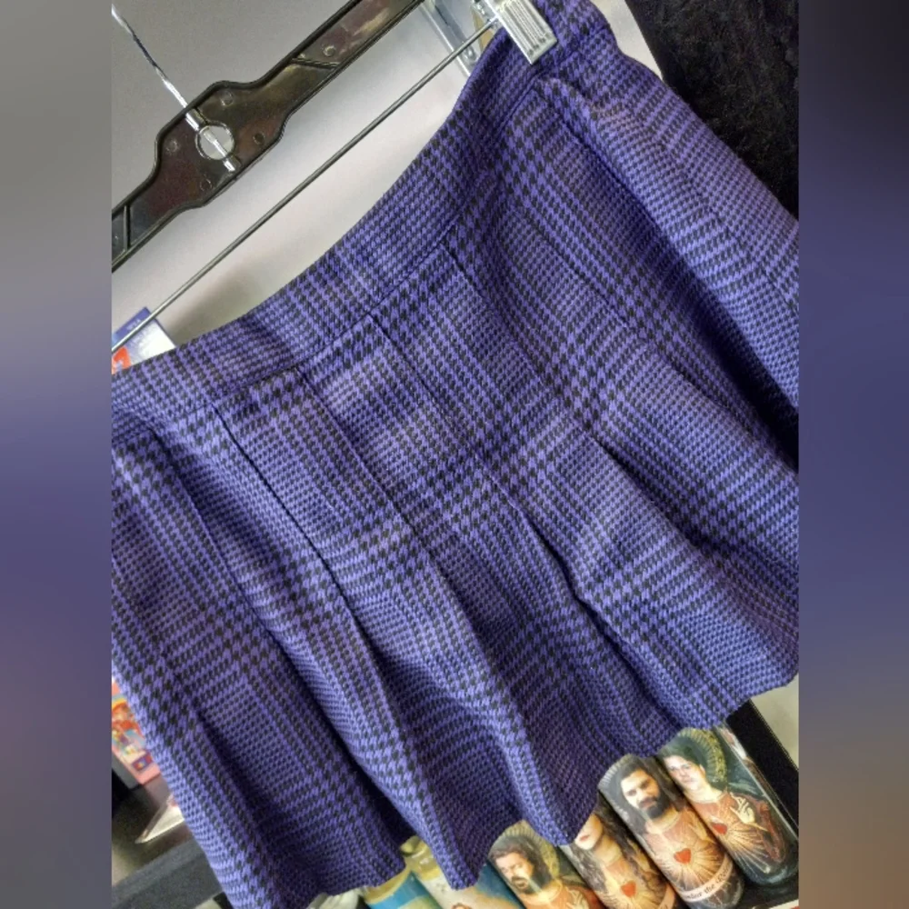 Vintage mini pleated school girl skirt! - Picture 5 of 5